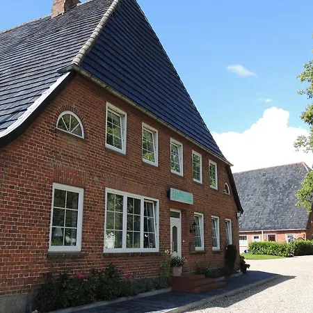 Guest house Lindenhof *